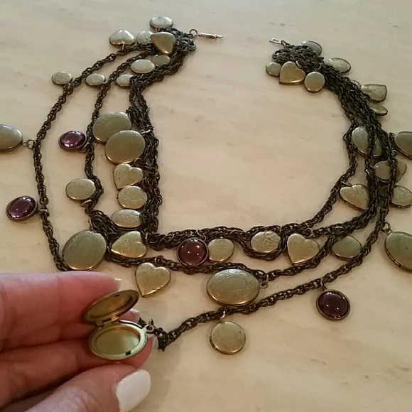 ANTIQUE LOCKET NECKLACE - Picture 5 of 8